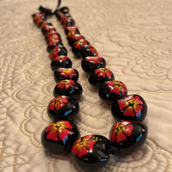 Hawaiian Painted Beads Necklace - Picture 1 of 5